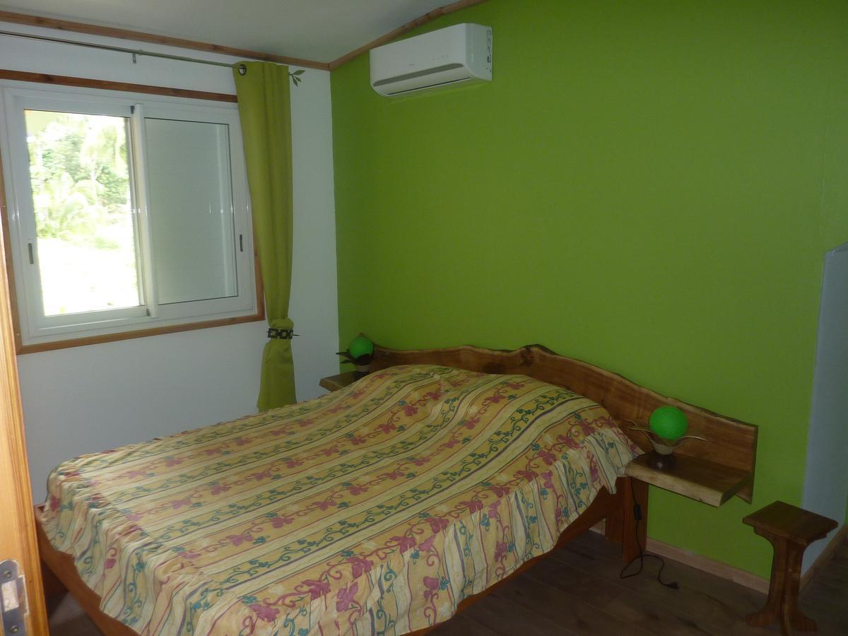 La Pointe Au Corail Bed & Breakfast Sainte-Rose Rom bilde